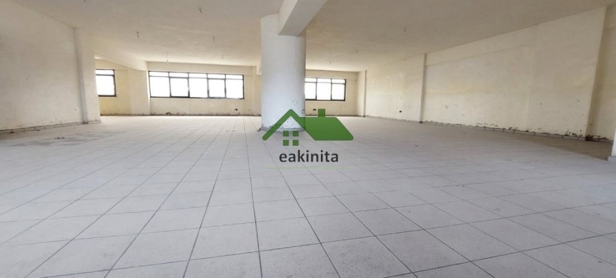 (For Rent) Commercial Commercial Property || East Attica/Acharnes (Menidi) - 900 Sq.m, 3.900€ 