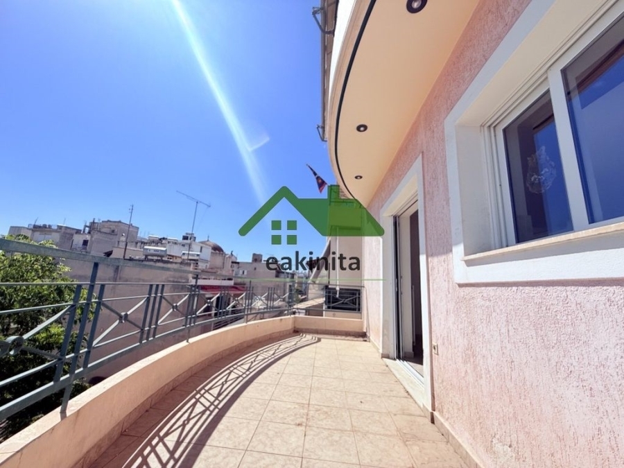 (Προς Πώληση) Κατοικία Διαμέρισμα || Πειραιάς/Πειραιάς - 132 τ.μ, 4 Υ/Δ, 250.000€ 