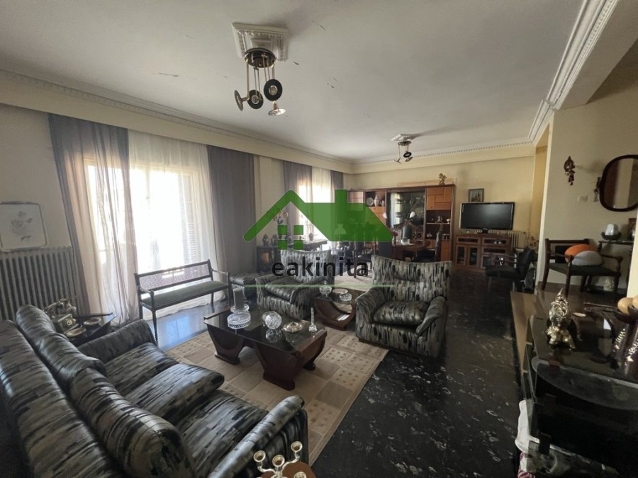 (For Rent) Commercial Office || Athens North/Agia Paraskevi - 177 Sq.m, 1.200€ 
