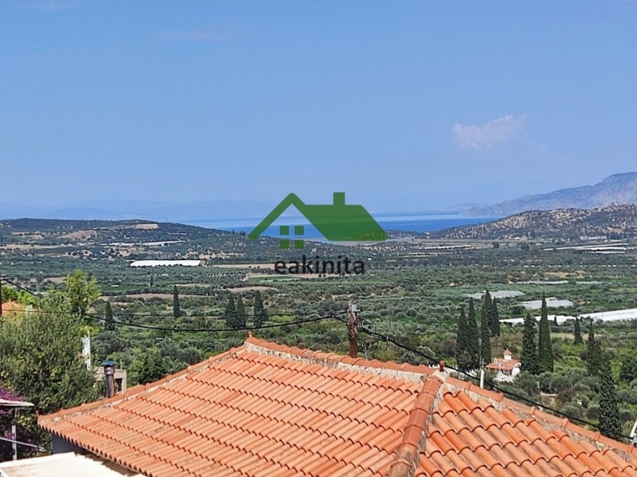 (Προς Πώληση) Κατοικία Μονοκατοικία || Πειραιάς/Τροιζηνία - 110 τ.μ, 65.000€ 