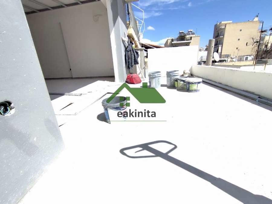 (For Sale) Residential Floor Apartment || Piraias/Piraeus - 79 Sq.m, 2 Bedrooms, 260.000€ 