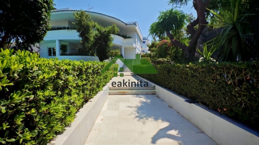 (For Rent) Residential Villa || Athens South/Glyfada - 510 Sq.m, 6 Bedrooms, 14.000€ 