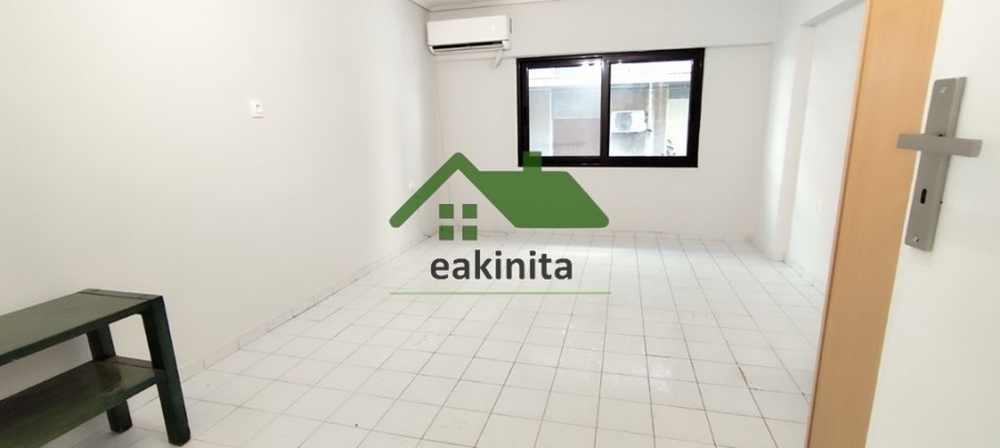 (Προς Ενοικίαση) Κατοικία Γκαρσονιέρα || Πειραιάς/Πειραιάς - 28 τ.μ, 1 Υ/Δ, 400€ 
