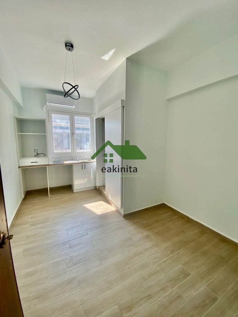 (For Rent) Residential Studio || Piraias/Piraeus - 23 Sq.m, 475€ 