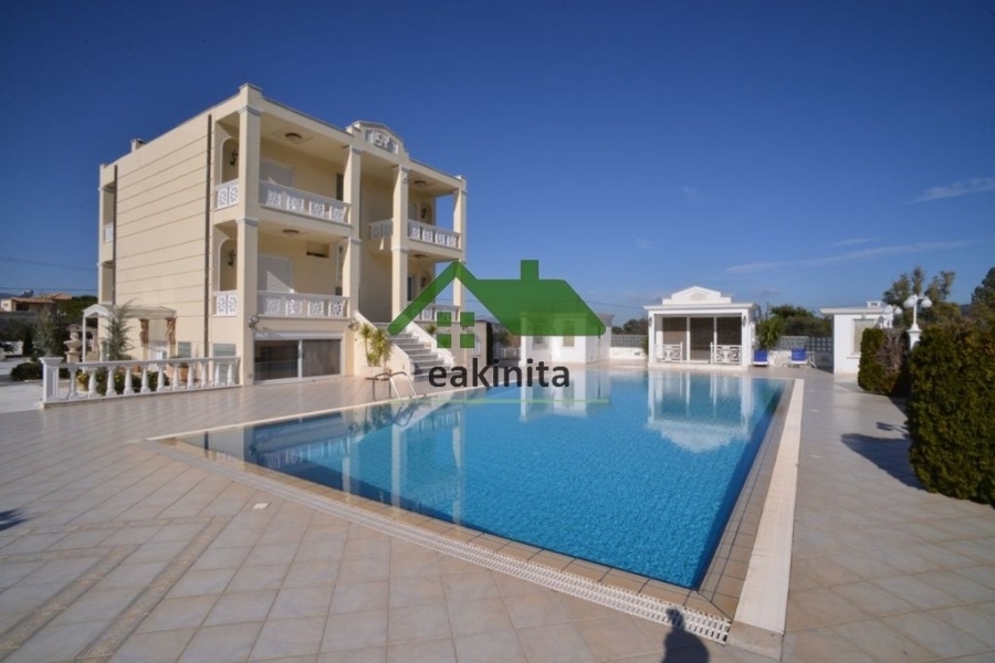 (For Sale) Residential Villa || East Attica/Kalyvia-Lagonisi - 300 Sq.m, 3 Bedrooms, 1.000.000€ 