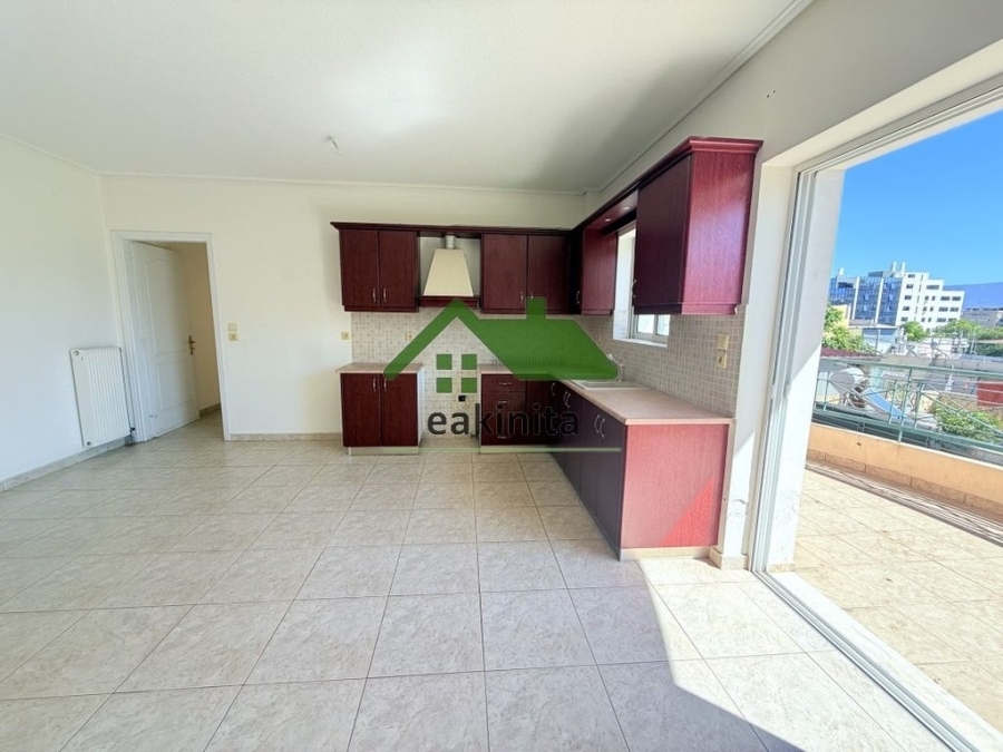 (For Sale) Residential Apartment || Piraias/Piraeus - 132 Sq.m, 4 Bedrooms, 250.000€ 