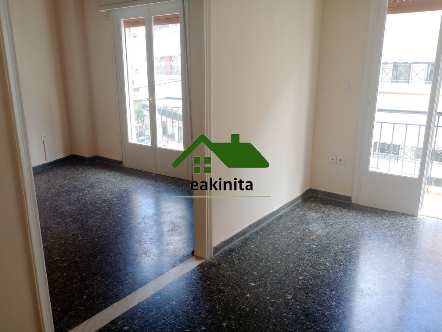 (Προς Πώληση) Κατοικία Οροφοδιαμέρισμα || Πειραιάς/Πειραιάς - 83 τ.μ, 2 Υ/Δ, 165.000€ 