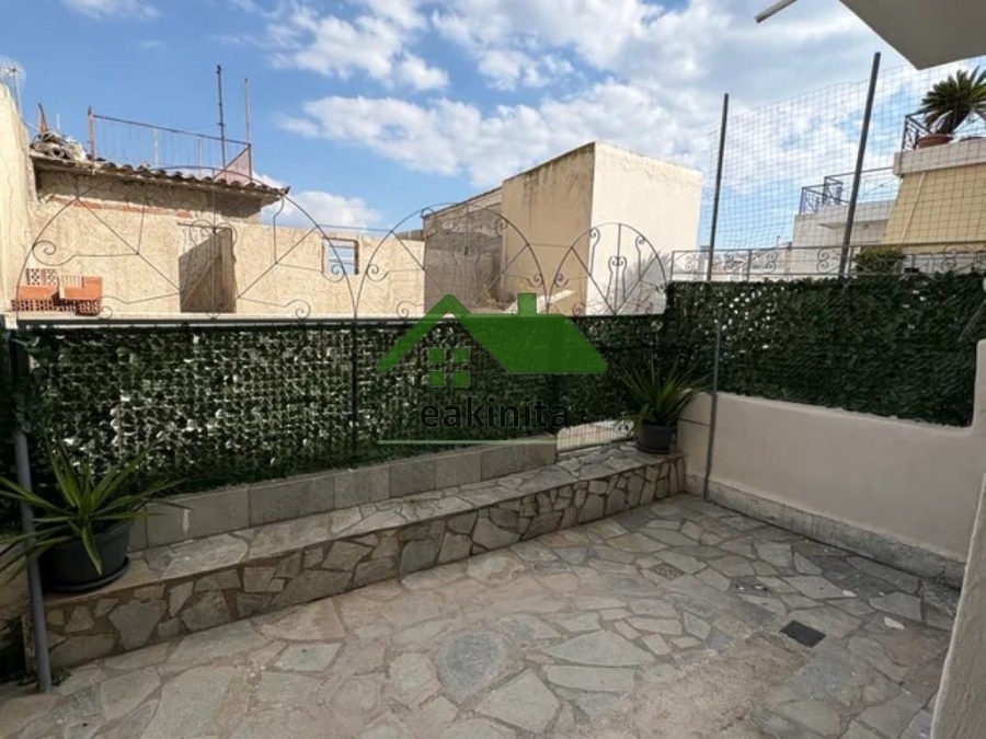 (Προς Ενοικίαση) Κατοικία Γκαρσονιέρα || Πειραιάς/Πειραιάς - 30 τ.μ, 1 Υ/Δ, 400€ 