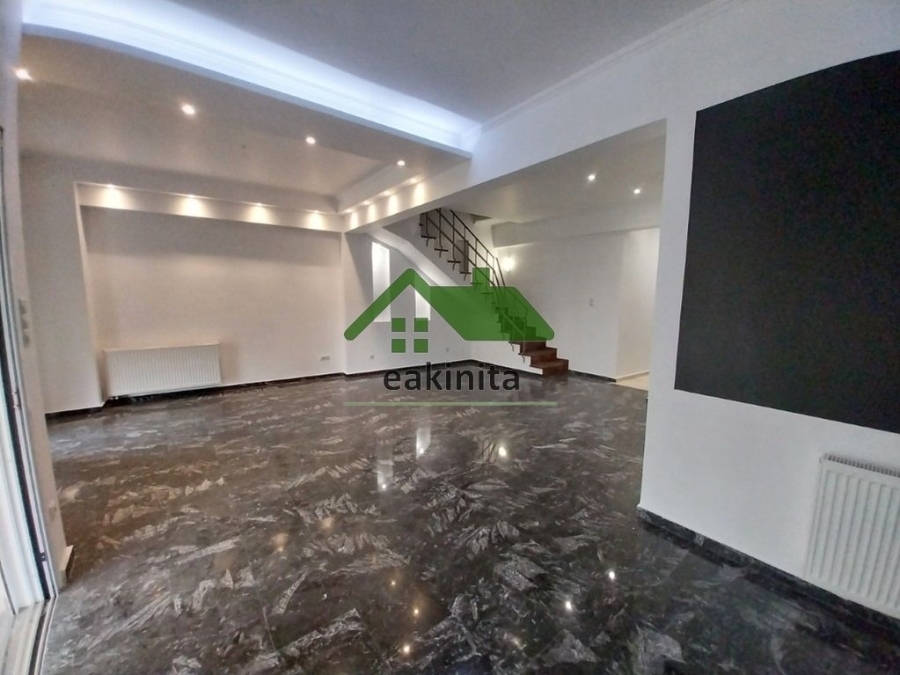 (Προς Ενοικίαση) Κατοικία Μεζονέτα || Πειραιάς/Κερατσίνι - 158 τ.μ, 4 Υ/Δ, 1.200€ 