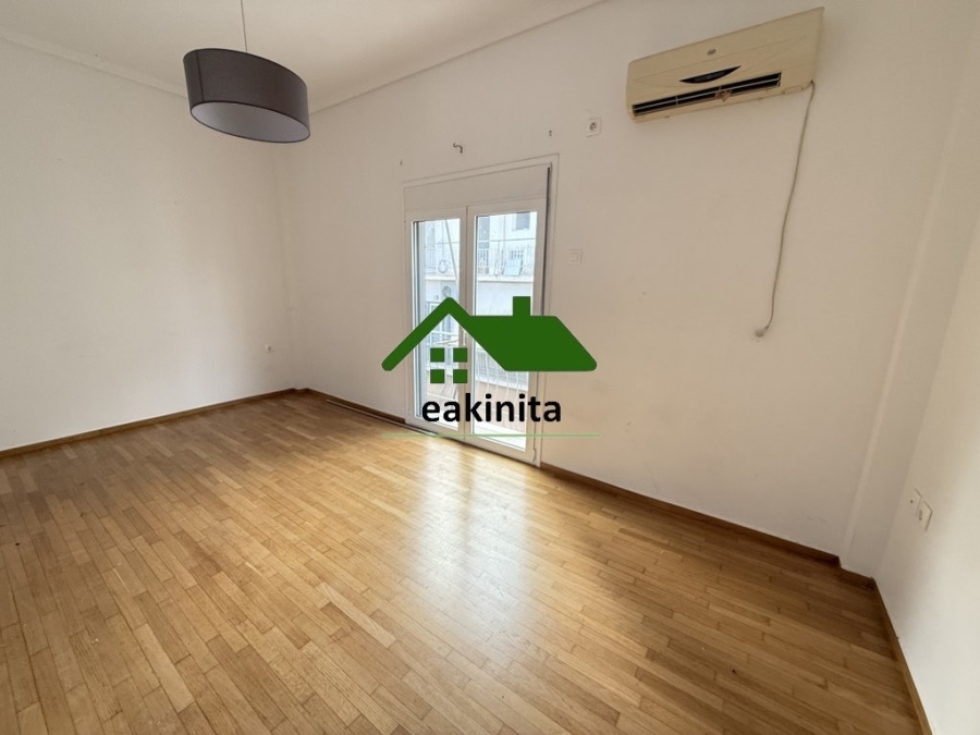 (Προς Ενοικίαση) Κατοικία Οροφοδιαμέρισμα || Πειραιάς/Πειραιάς - 40 τ.μ, 1 Υ/Δ, 580€ 