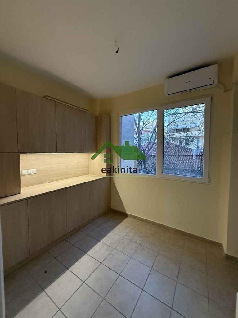 (For Rent) Commercial Office || Piraias/Piraeus - 29 Sq.m, 300€ 