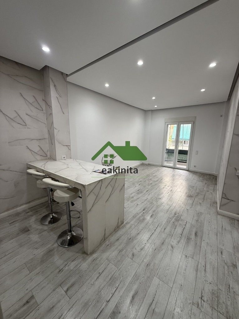 (For Rent) Residential Apartment || Piraias/Piraeus - 80 Sq.m, 2 Bedrooms, 670€ 